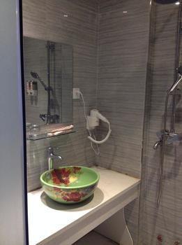 Lushang Tianjie Quick Hotel Jiujiang  ภายนอก รูปภาพ