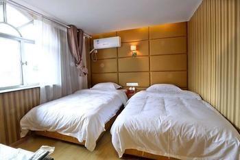 Lushang Tianjie Quick Hotel Jiujiang  ภายนอก รูปภาพ